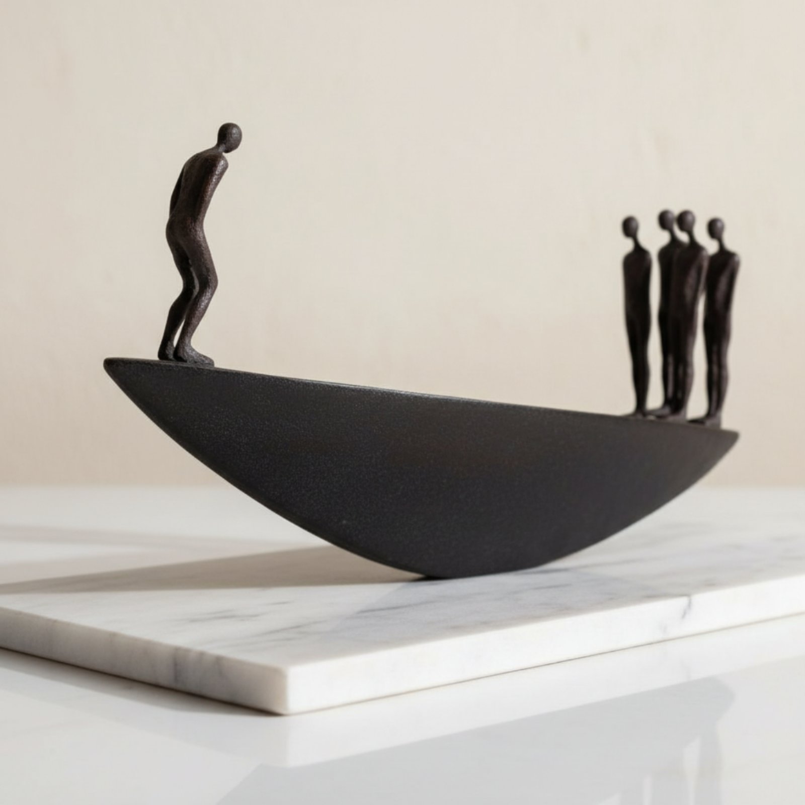 Statue de voilier moderne en r - Quiet Luxury Lifestyle avis et prix